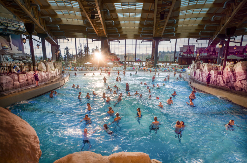 Das Wellenbad im Rulantica Erlebnis Resort